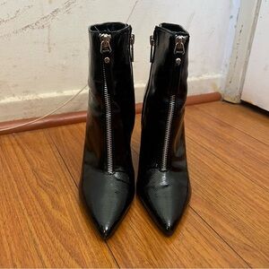 Guess Patent Leather Zipper Ankle Heeled Boots Size 6